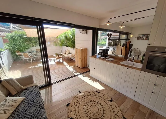 T2 With Terrace In La Fossette Lejlighed *