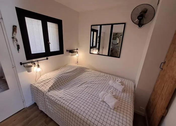 T2 With Terrace In La Fossette *